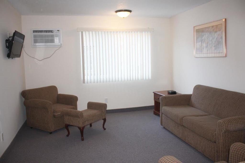 Main Street Lodge And Suites Port Huron Habitación foto